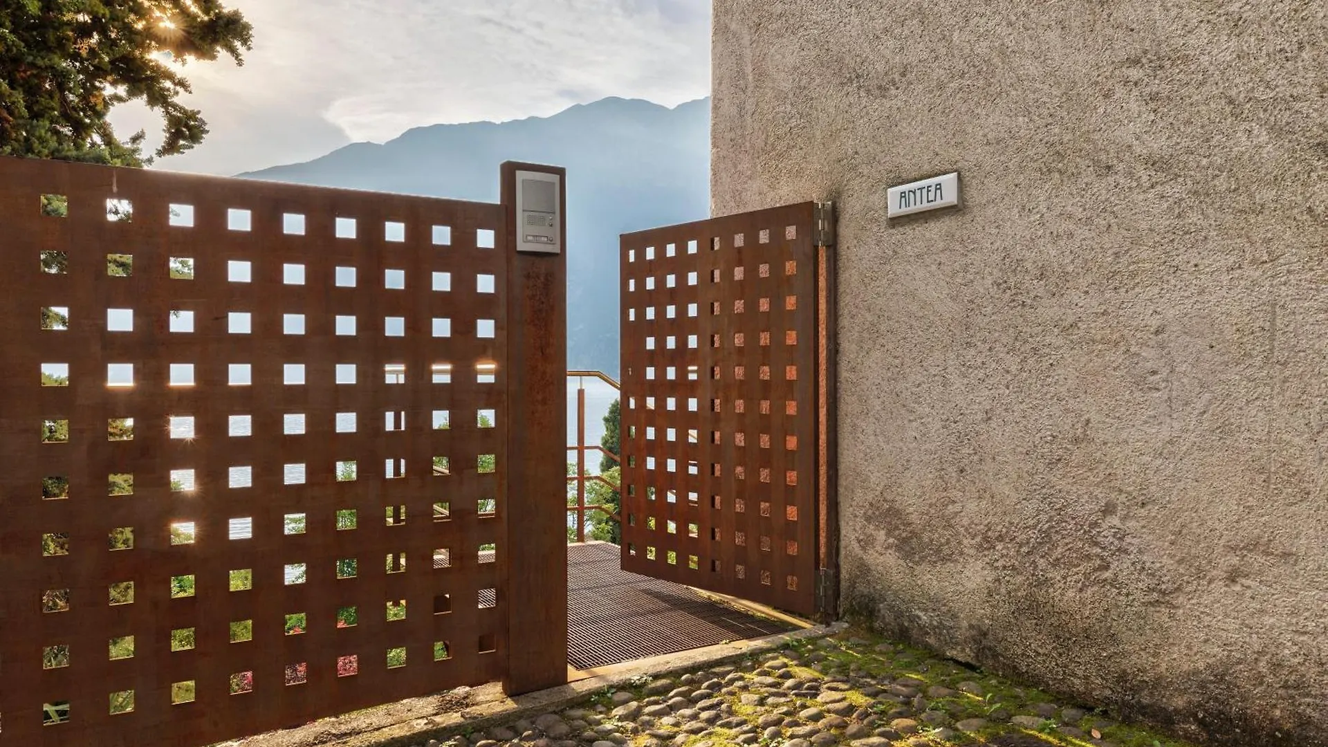 Vakantiehuis Ca Dela Nua Front Lake Limone sul Garda Italië